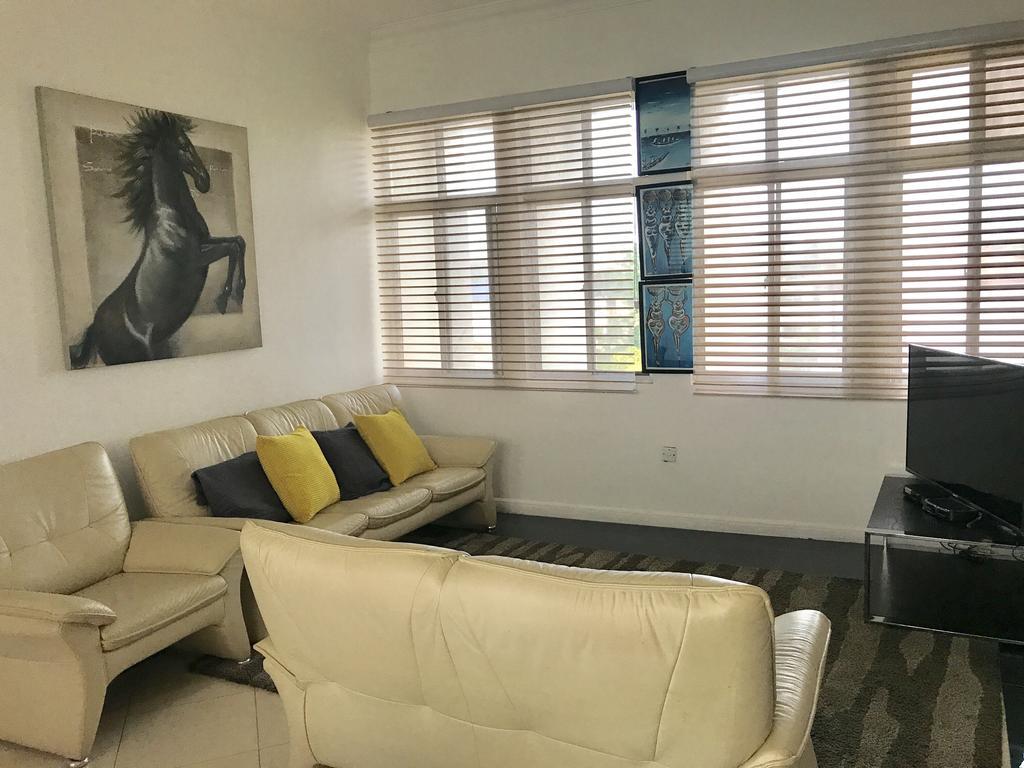 Van Der Salle Accra Bagian luar foto