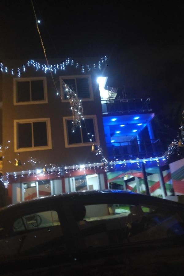 Van Der Salle Accra Bagian luar foto